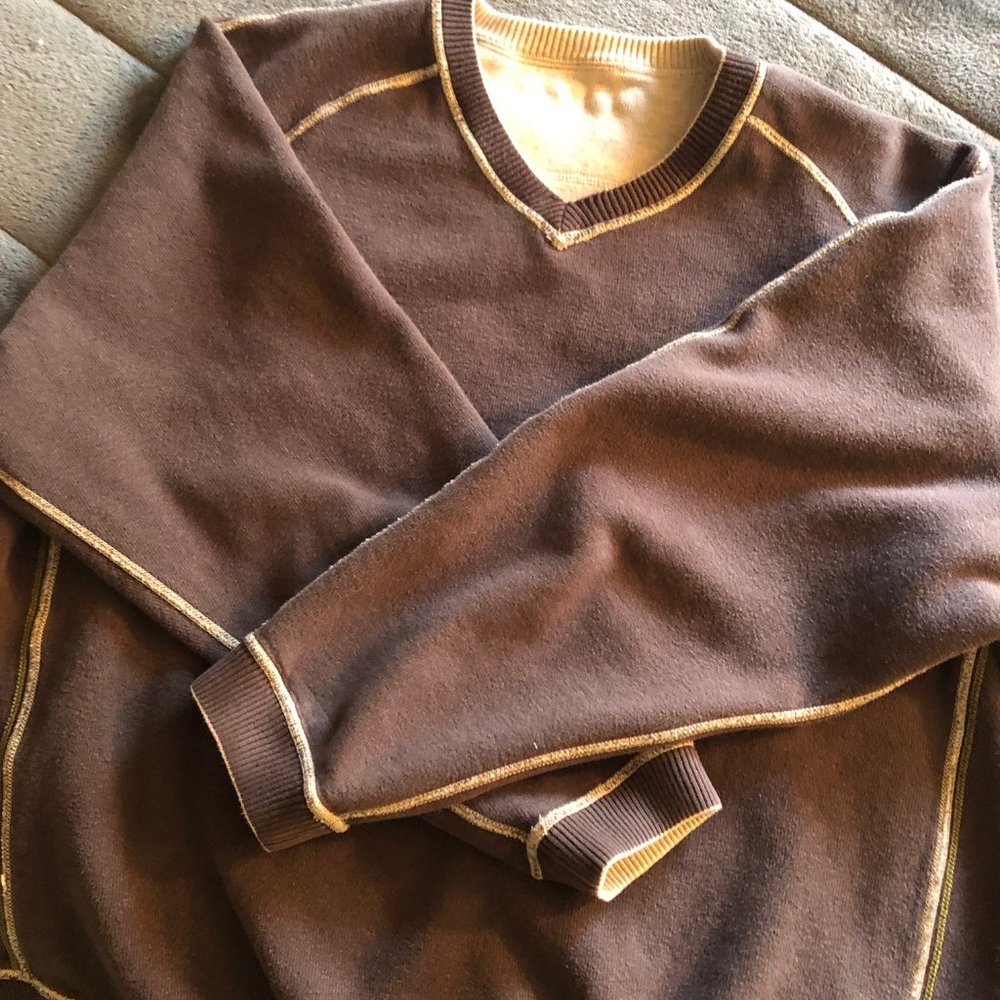 Tommy Bahama Men's V-neck reversible Sweater